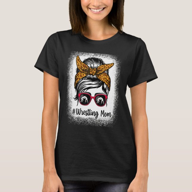 Camiseta Bleached Life Wrestling Mom Leopard Messy bun Glas (Frente)