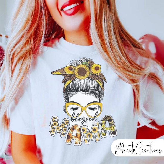 Camiseta  blessed mum t-shirt to celebrate mother's day (Criador carregado)