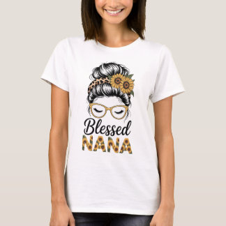 Camiseta Blessed Nana Messy Bun Sunglasses Sunflowers Grand