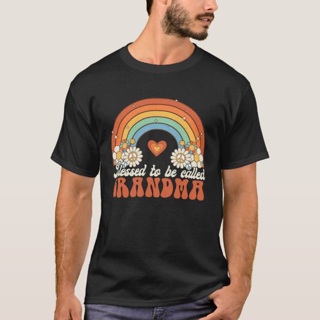 Camiseta Blessed To Be Called Grandma Groovy Rainbow Mother (Frente)