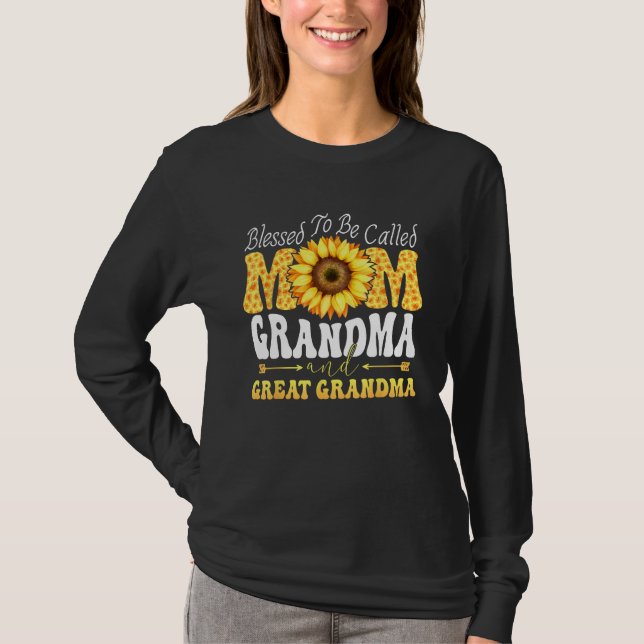 Camiseta Blessed To Be Called Mom Grandma Great Grandma Mot (Frente)