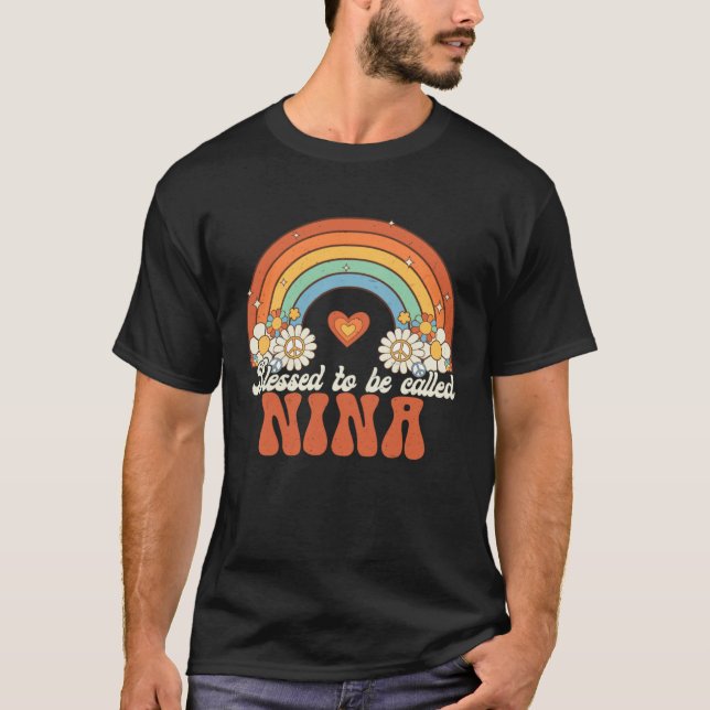 Camiseta Blessed To Be Called Nina Groovy Rainbow Mother s  (Frente)