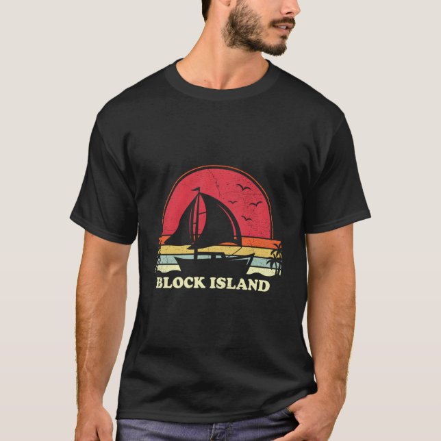 Camiseta Block Island Sail Boat Boating Captain Sailor Sail (Frente)