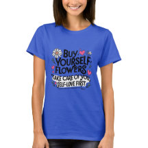 Bloom com Mulheres de Tee Autoamadas