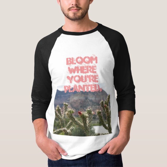 Camiseta Bloom onde você está plantado (Frente)