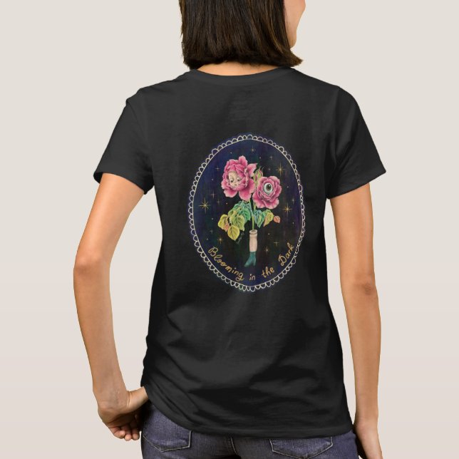 Camiseta Blooming in the Dark  (Verso)