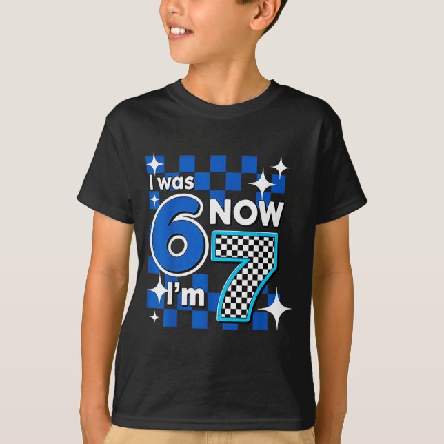 Camiseta Blue Checkered I Was 6 Now I'm 7 Birthday  (Frente)