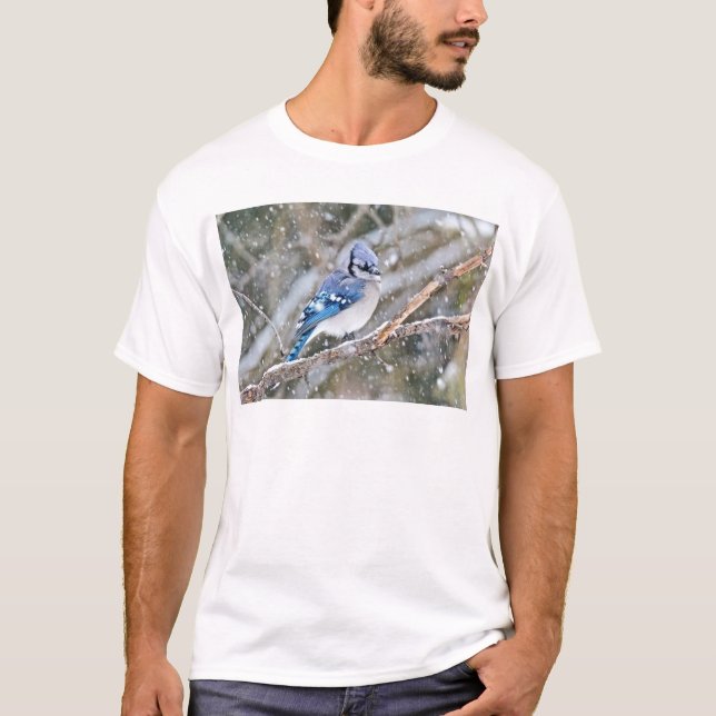 Camiseta Blue Jay em uma tempestade de neve (Frente)