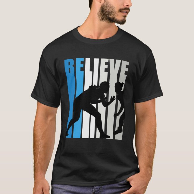 Camiseta Blue Womens Believe Wrestling Motivational Retro G (Frente)