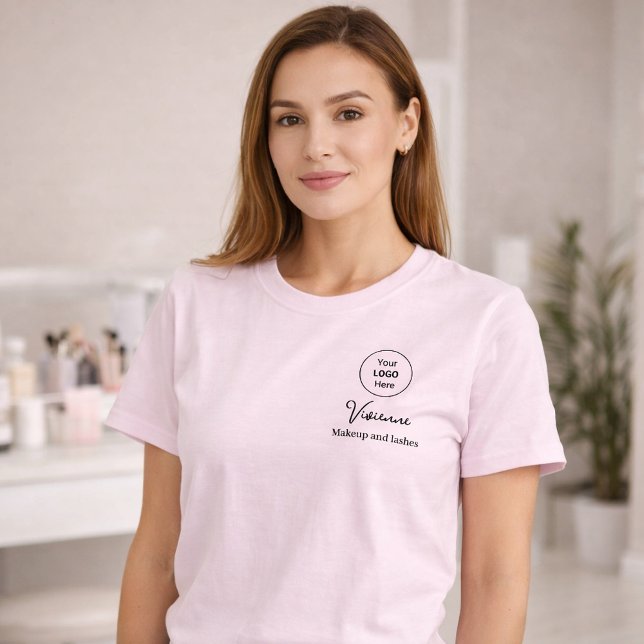 Camiseta Blush Pink Script Logo Makeup Staff (Black Script Employee Name Business Logo Makeup T-Shirt in Blush Pink)