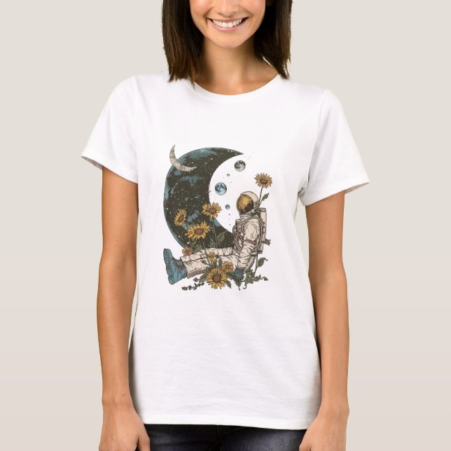 Camiseta Boho Celestiais Lua Astronauta no Espaço (Frente)