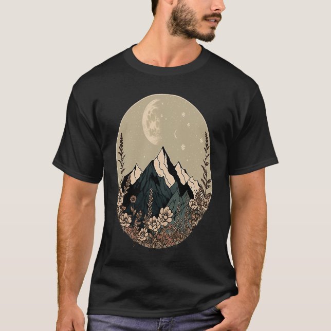 Camiseta Boho Chic Floral Moon Mountain (Frente)