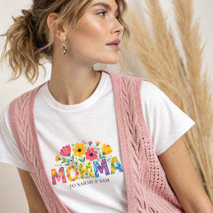 Camiseta Boho Mama Texto com Flores e Nomes de Crianças