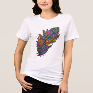 Camiseta Boho Pena Mandala Arco-íris