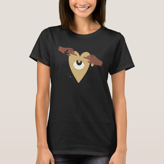 Camiseta Boho Style Heart And Eye Mystic Alchemy (Frente)