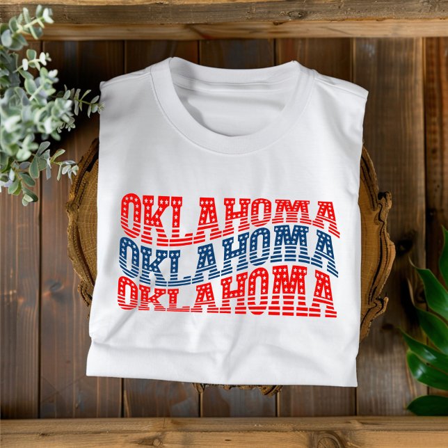 Camiseta Boho Vermelha e Azul Patriótica de Oklaho (Criador carregado)