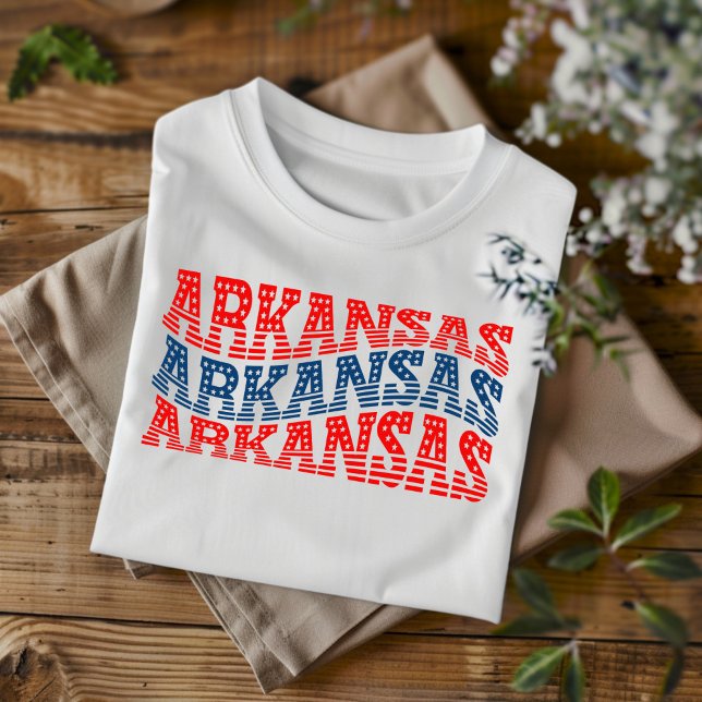 Camiseta Boho Vermelha e Azul Patriótica do Arkans (Criador carregado)