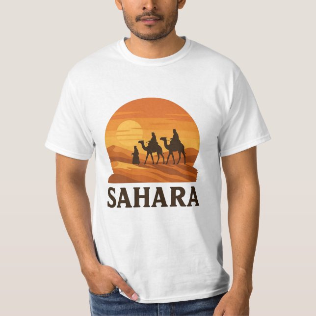 Camiseta Bold Orange Retro Vetor Sahara Sunset Camel (Frente)