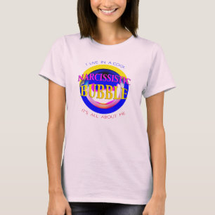 Camiseta "Bolha Narcisista" em vermelho-amarelo-rosa