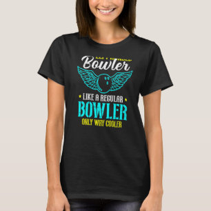 Camiseta Boliche com dez pinos na mão esquerda