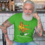 Camiseta Boliche Dinossauro Cartoon Personalizado Bowlers<br><div class="desc">Adicione o seu próprio slogan ao nome da sua liga de boliches ou um nome para criar o seu próprio gráfico personalizado. Esta t-shirt apresenta uma ilustração fofa de um dinossauro numa camisa de boliche e está pronta para ser personalizada com o seu próprio texto em letras brancas.</div>