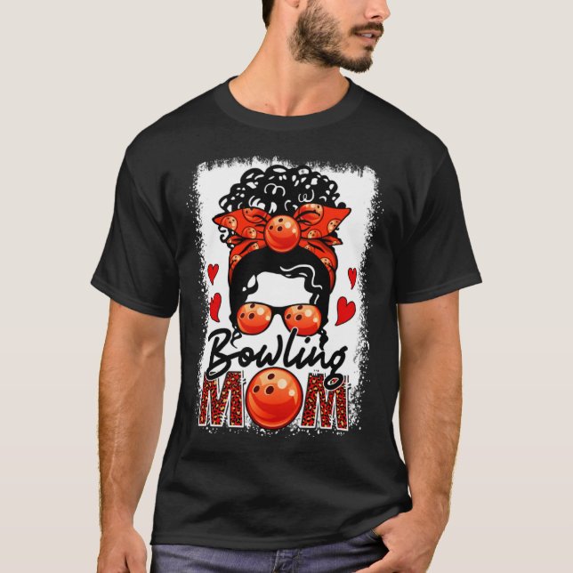 Camiseta Boliche Mãe Leopardo Mensagem de Jogo de Arma Dia  (Frente)