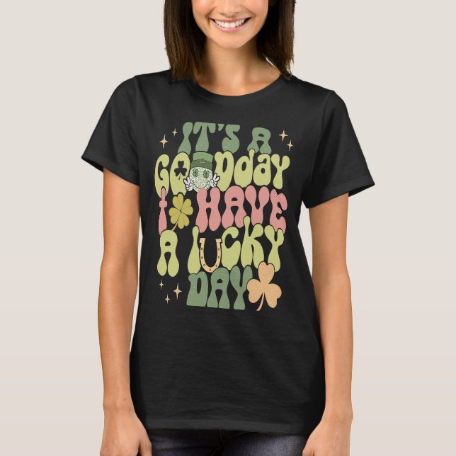 Camiseta Bom Dia Dia de Sorte Verde trevo de quatro folhas  (Frente)