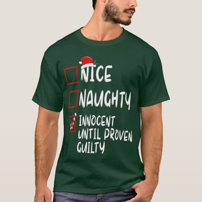Camiseta Bom Malvado Inocente Até Prova em Contrário Natal (Frente)