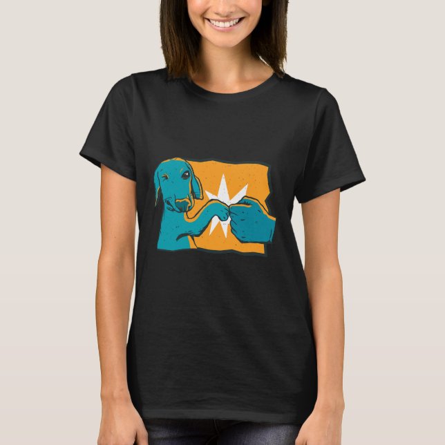 Camiseta Bomba De Punho De Cachshund (Frente)
