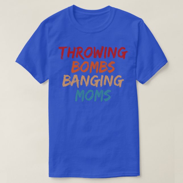 Camiseta Bombas Jogando Mães Fotball Mãe 2 (Frente do Design)