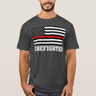 Camiseta Bombeiro Americano Combatendo Fogo com Bandeira do