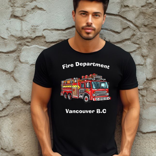 Camiseta Bombeiro pronto por caminhão-bombeiro (Criador carregado)
