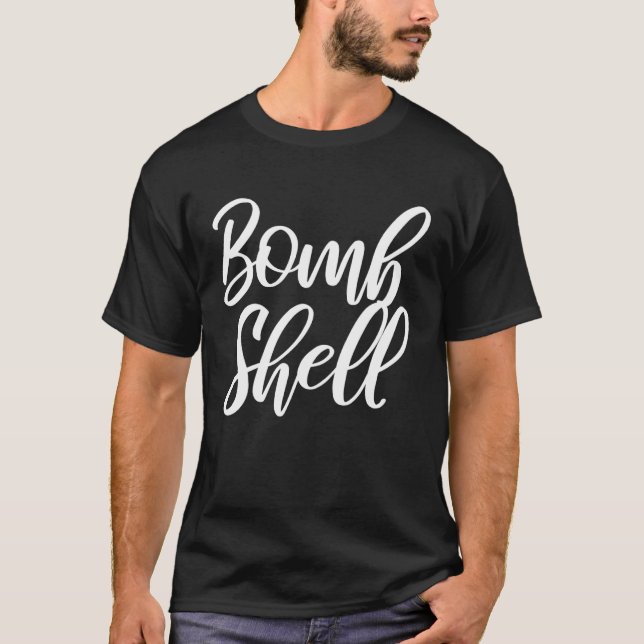 Camiseta Bombshell  Casual & Gym Apparel For Girls and Wome (Frente)