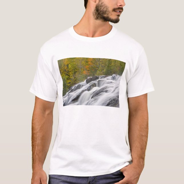 Camiseta Bond Falls no Middle Fork do Ontonagon (Frente)
