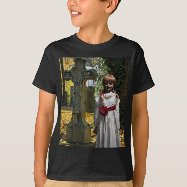 Camiseta Boneca Assustadora de Halloween. (Frente)