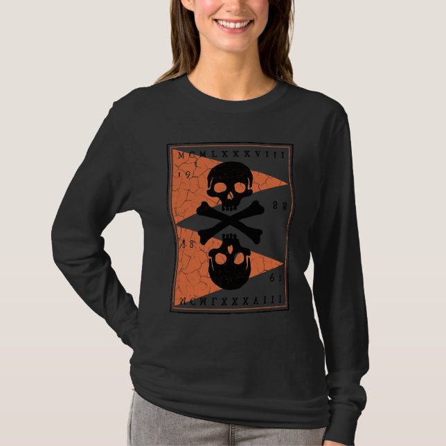 Camiseta Bones and Skulls Pirate  3 (Frente)