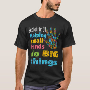 Camiseta Bonita Ajudando Mãos Pequenas Fazendo Grandes Cois