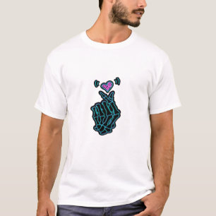 Camiseta Bonita Mãos De Esqueleto Com Sinal De Coração Para