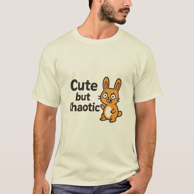 Camiseta Bonita mas caótica - Design engraçado e adorável (Frente)