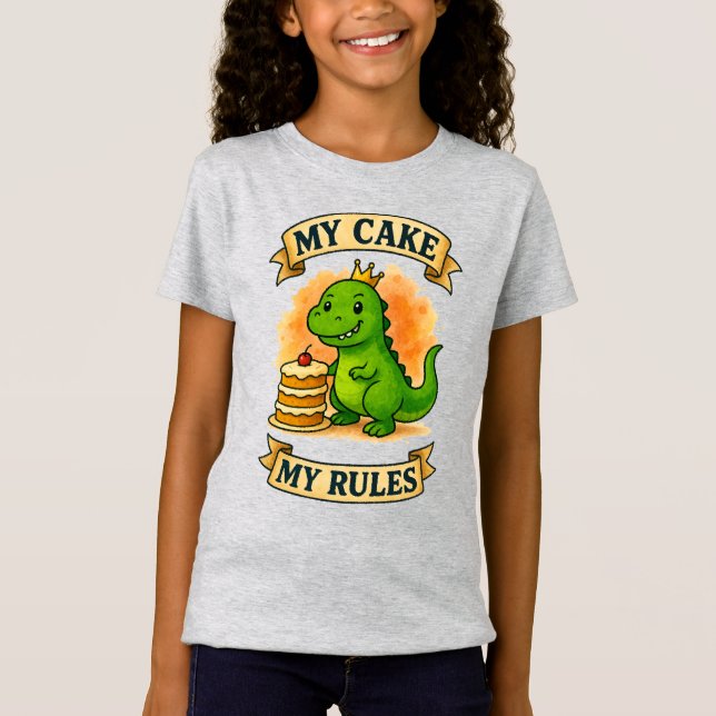 Camiseta Bonito Dino Aniversário Rei Meu Bolo Minhas Regras (Frente)