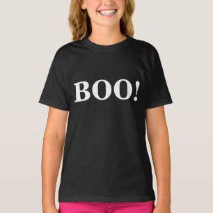 Camiseta Boo! em letras a negrito para o Halloween