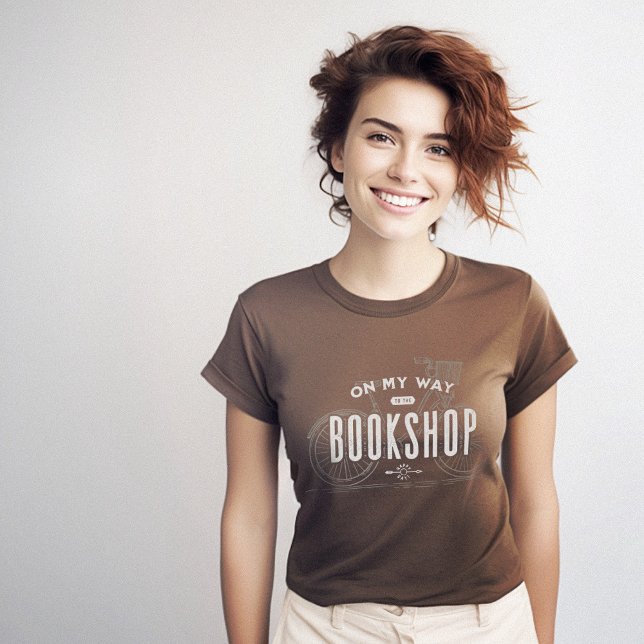 Camiseta Bookworm Feliz No Meu Caminho (Happy Bookworm On My Way Bookshop T-Shirt)