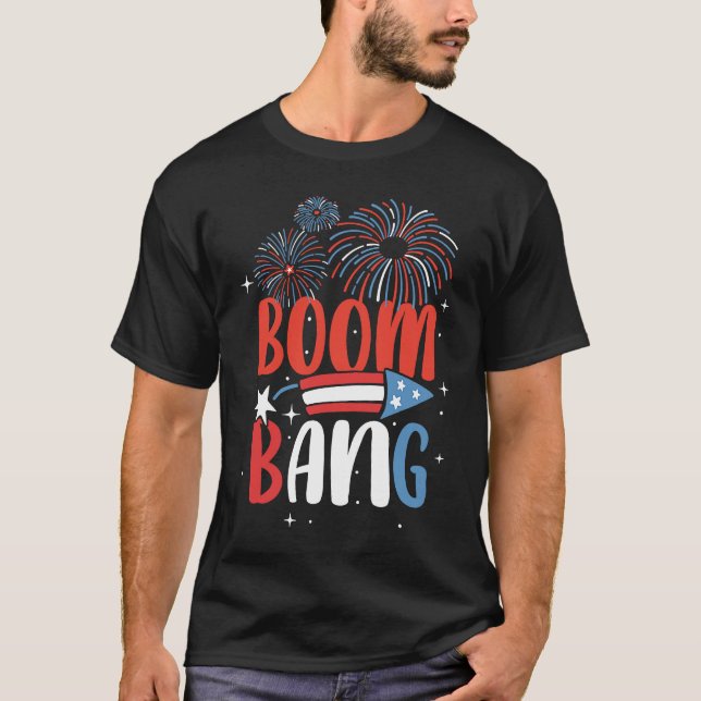 Camiseta Boom Bang USA 4º De Julho Bandeira Americana (Frente)