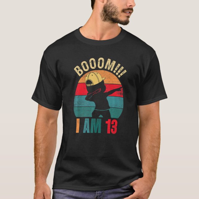Camiseta Boom I Am 13 Anos Bebendo Rapazes Crianças 13 Birt (Frente)