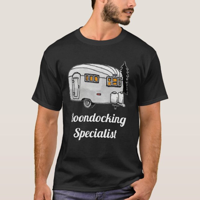 Camiseta Boondocking Specialist Camping 4 Men & Women (Frente)