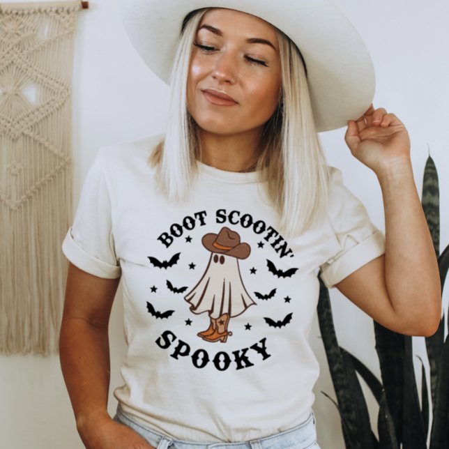 Camiseta Boot Scootin Spooky Ghost do Dia das Bruxas Bonito (Boot Scootin Spooky, Halloween Gift, Halloween Shirt, Cute Halloween Shirt, Funny Fall Shirt)