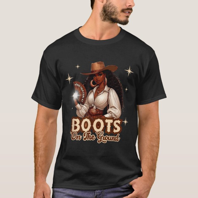 Camiseta Boots On The Ground Cowgirl Western Black Girl Bla (Frente)