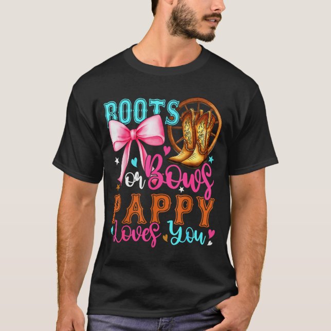 Camiseta Boots Or Bows Pappy Loves You Gender Reveal Party  (Frente)