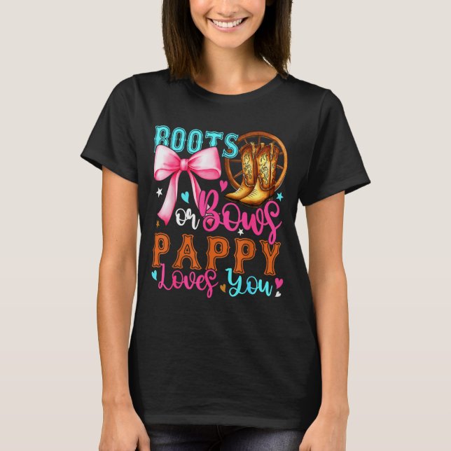 Camiseta Boots Or Bows Pappy Loves You Gender Reveal Party  (Frente)