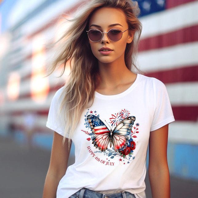 Camiseta Borboleta Americana 4º de julho Nome Texto Patriót (American Butterfly 4th of July Name Text Patriotic T-Shirt)